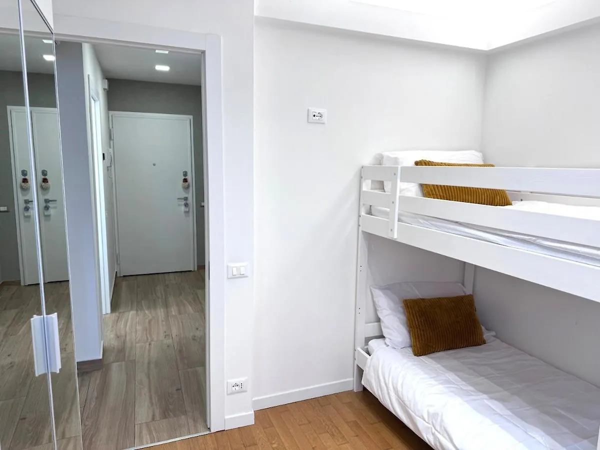 Appartamento Moderno Per 4 Persone Vicino Al Ponte Vecchio Bassano del Grappa Apartment