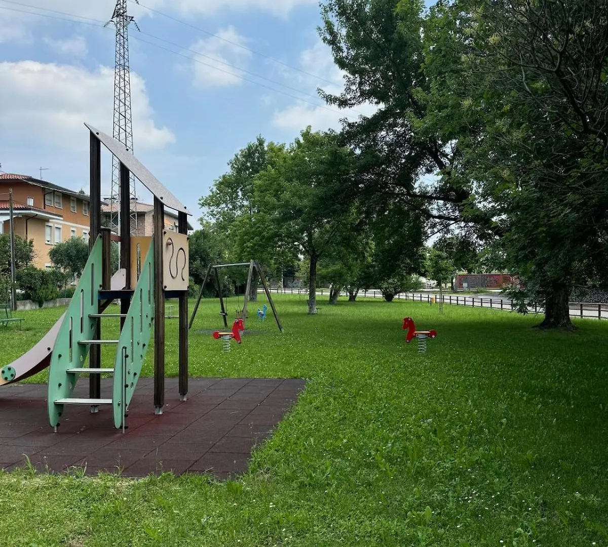 Appartamento Moderno Per 4 Persone Vicino Al Ponte Vecchio Bassano del Grappa 0*,  Italy